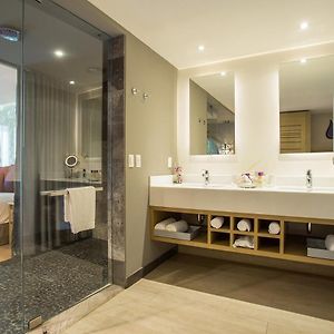 Habitación con Cama King
